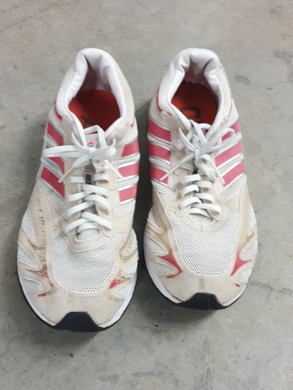 Adiddas Men's Athletic Running Shoes - White and Pink SZ 9
